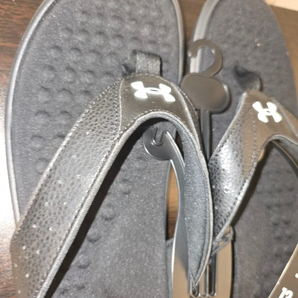 Under Armour Ignite Pro T Size 13 Mens Black Athletic Flip Flop Sandals 3026026